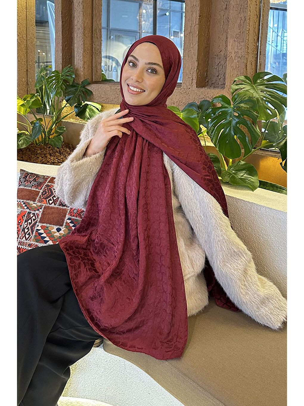 Bloom Desen Ayrobin Floş Jakar Şal Bordo-1