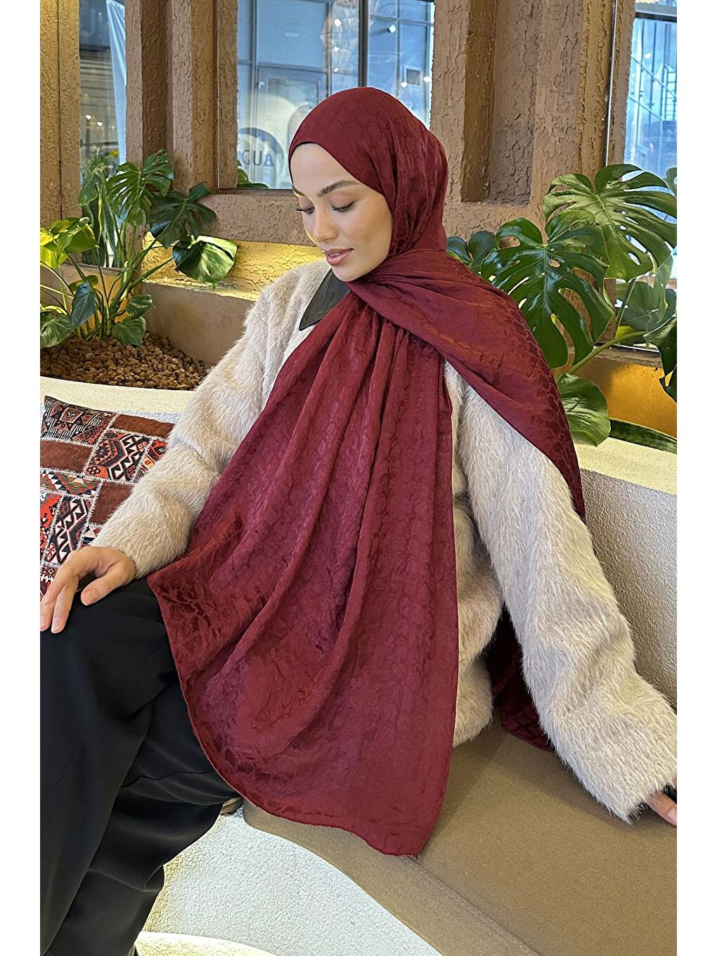 Bloom Desen Ayrobin Floş Jakar Şal Bordo-2