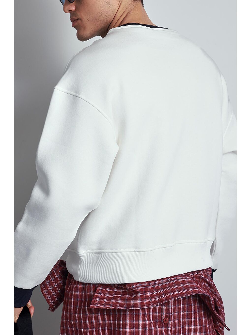 Erkek Oversize Kontrast Detaylı Sweatshirt Beyaz-3