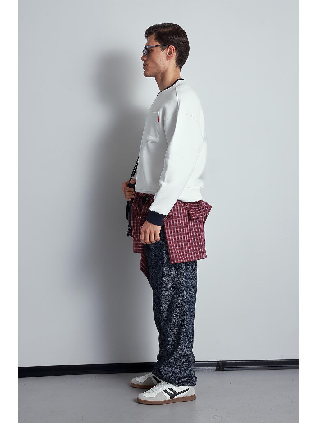 Erkek Oversize Kontrast Detaylı Sweatshirt Beyaz-4