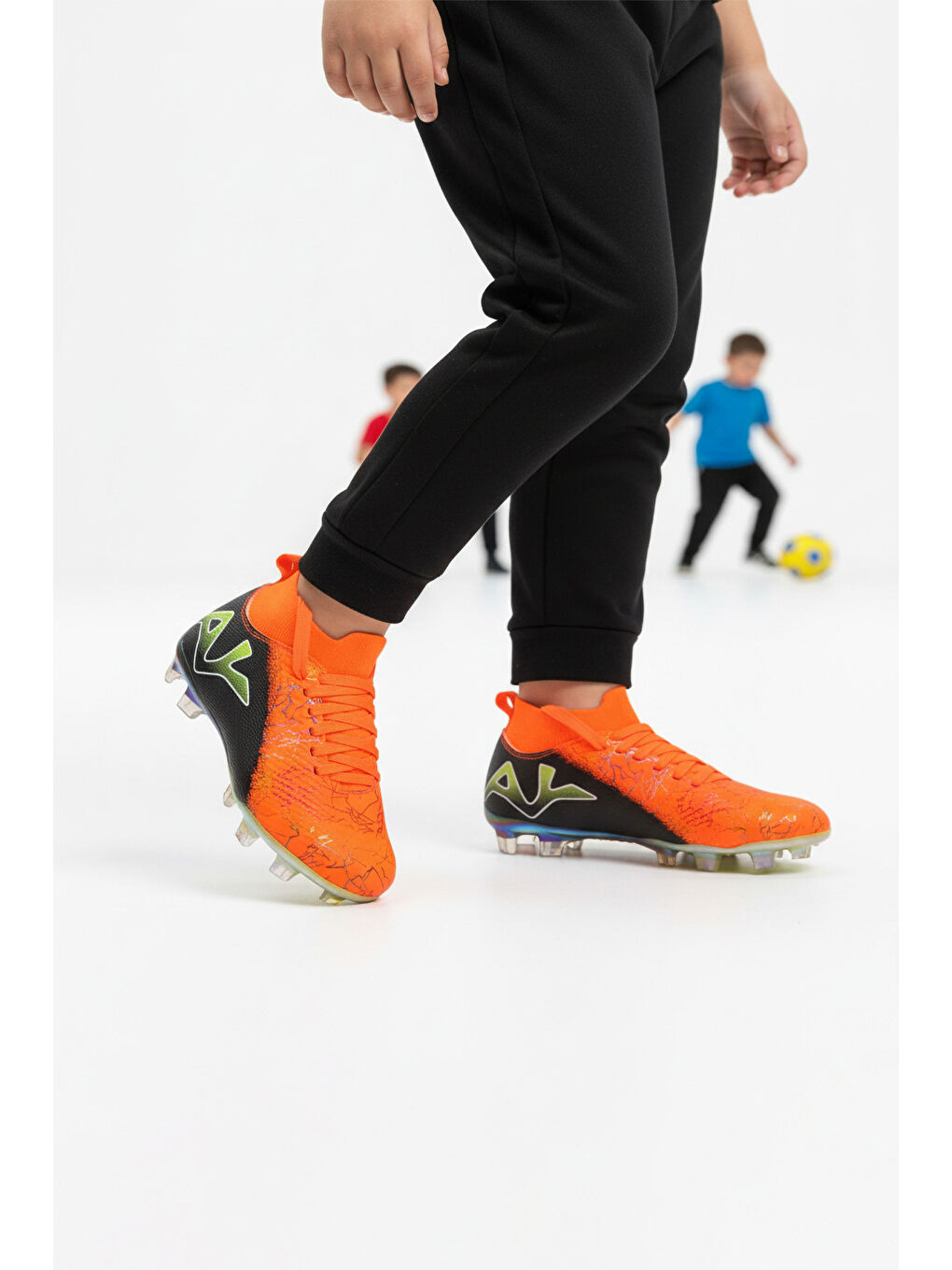 Turuncu Siyah Bilekten Çoraplı Erkek Çocuk Krampon FK-252-153 F