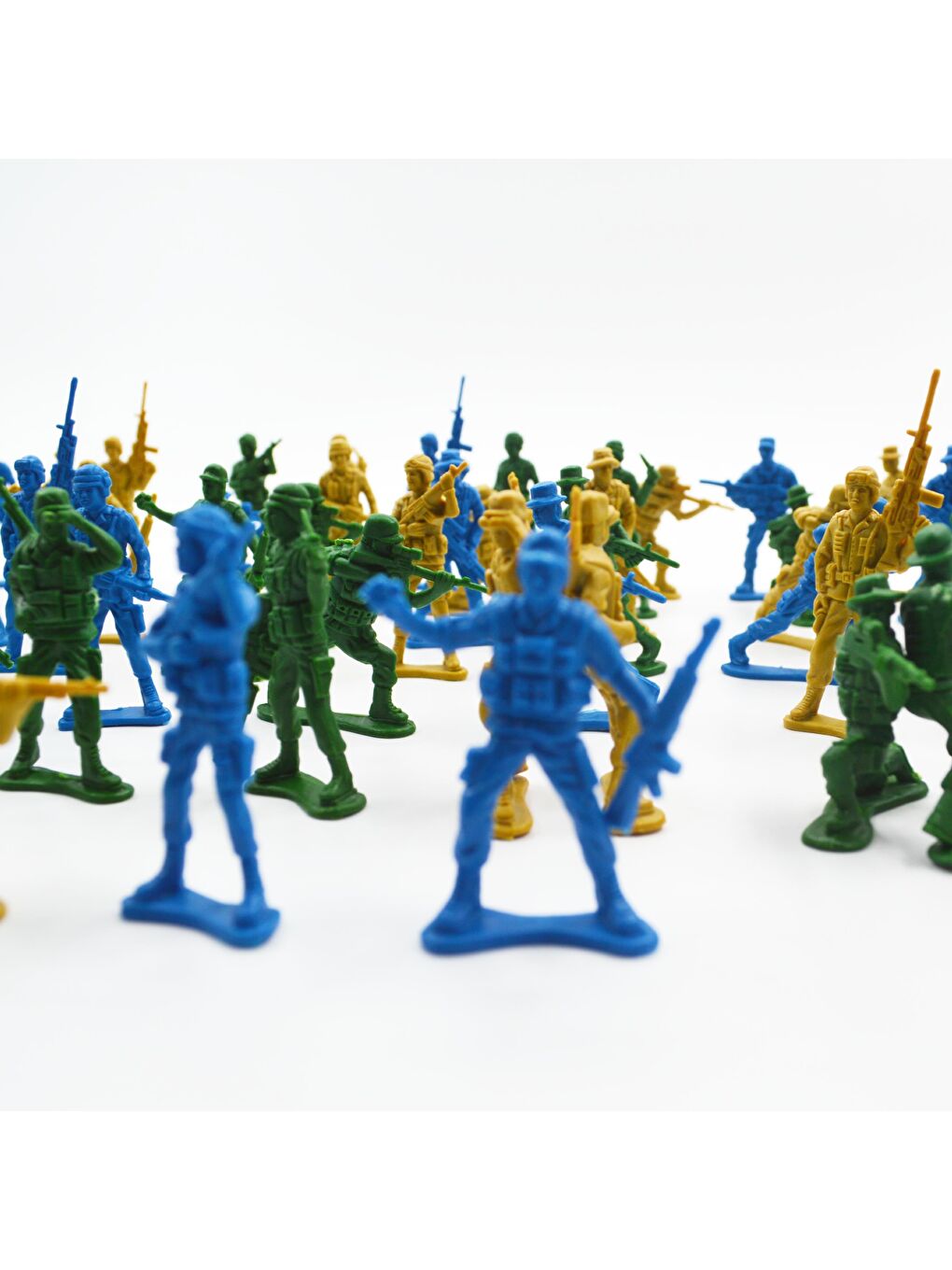 Kurşun Oyuncak Asker Mega Seti 72 Parça (GKO: 7351)-1