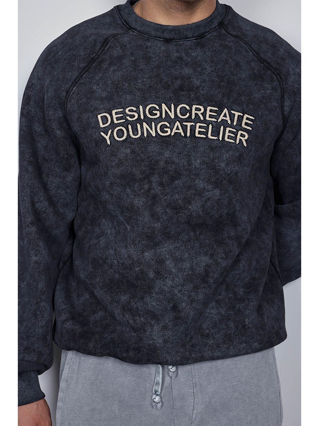 Erkek Oversize Yazı Baskılı Sweatshirt Siyah-1