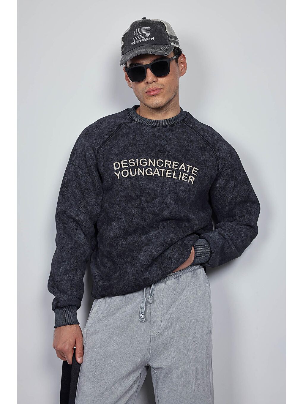 Erkek Oversize Yazı Baskılı Sweatshirt Siyah-3