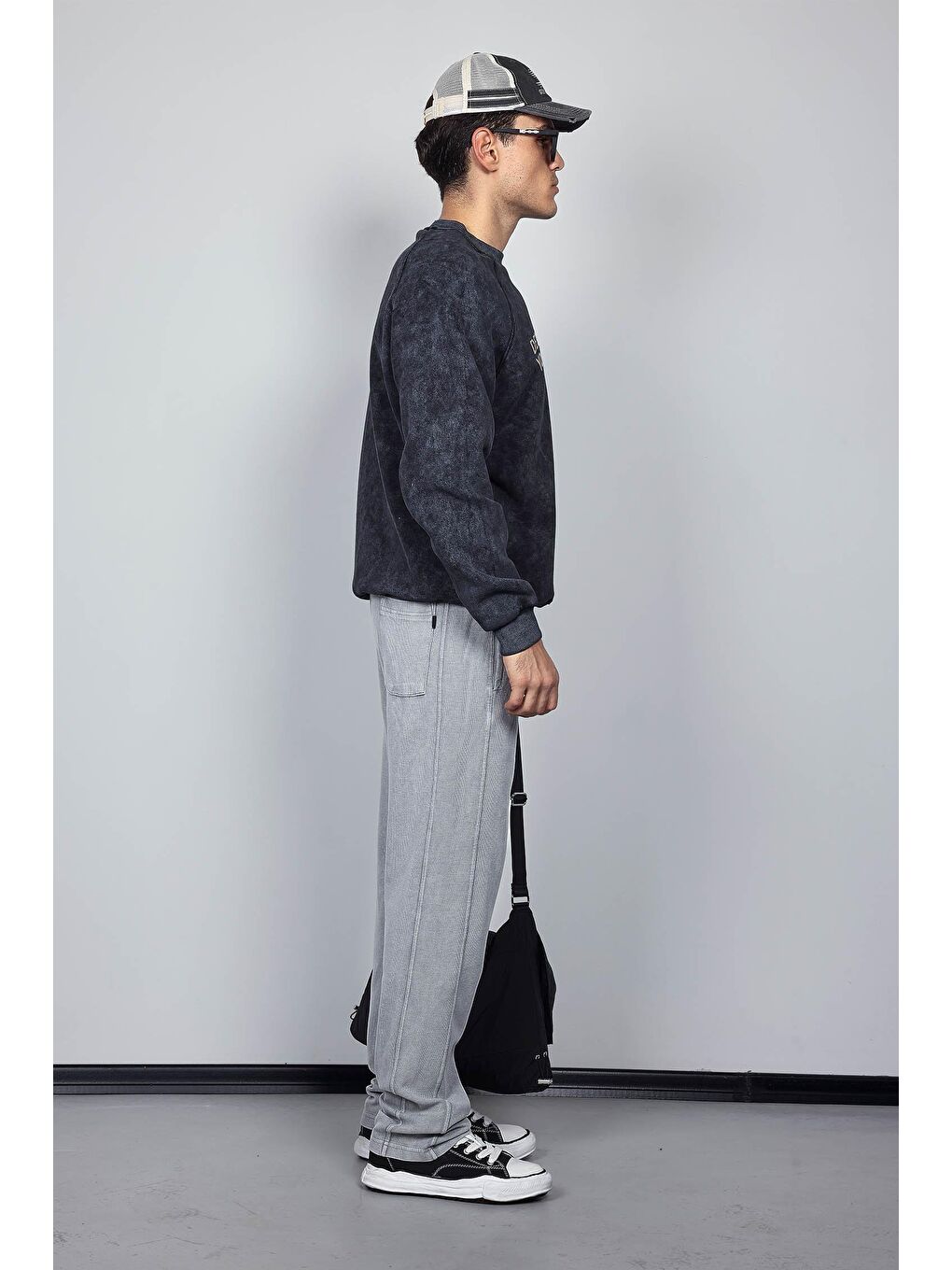 Erkek Oversize Yazı Baskılı Sweatshirt Siyah-6