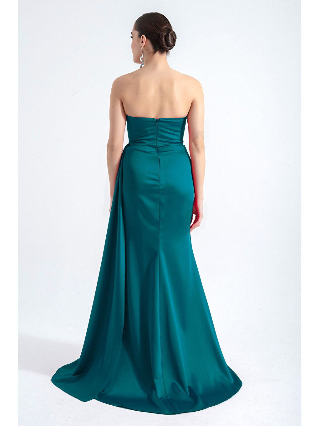 Kadın Zümrüt Yeşili Straplez Uzun Abiye Elbise-4