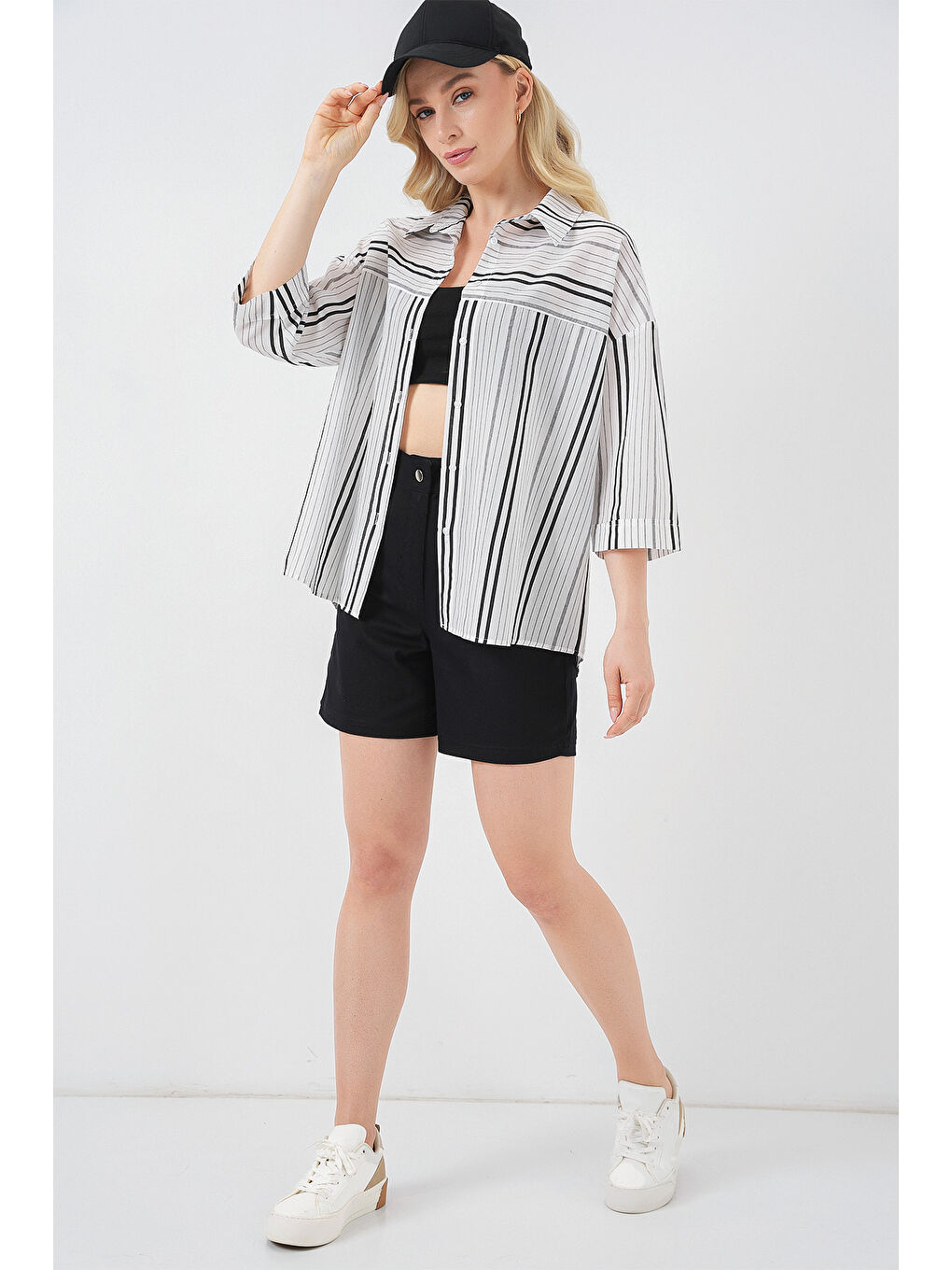 Bej Kadın Çizgili Kısa Kol Gömlek 20344 - Siyah - Taş-1