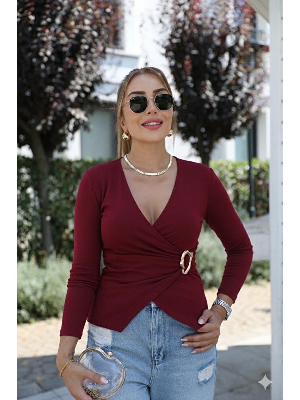 Bordo Kadın Uzun Kollu Kruvaze Yakalı Toka Detaylı Viskon Bluz-3