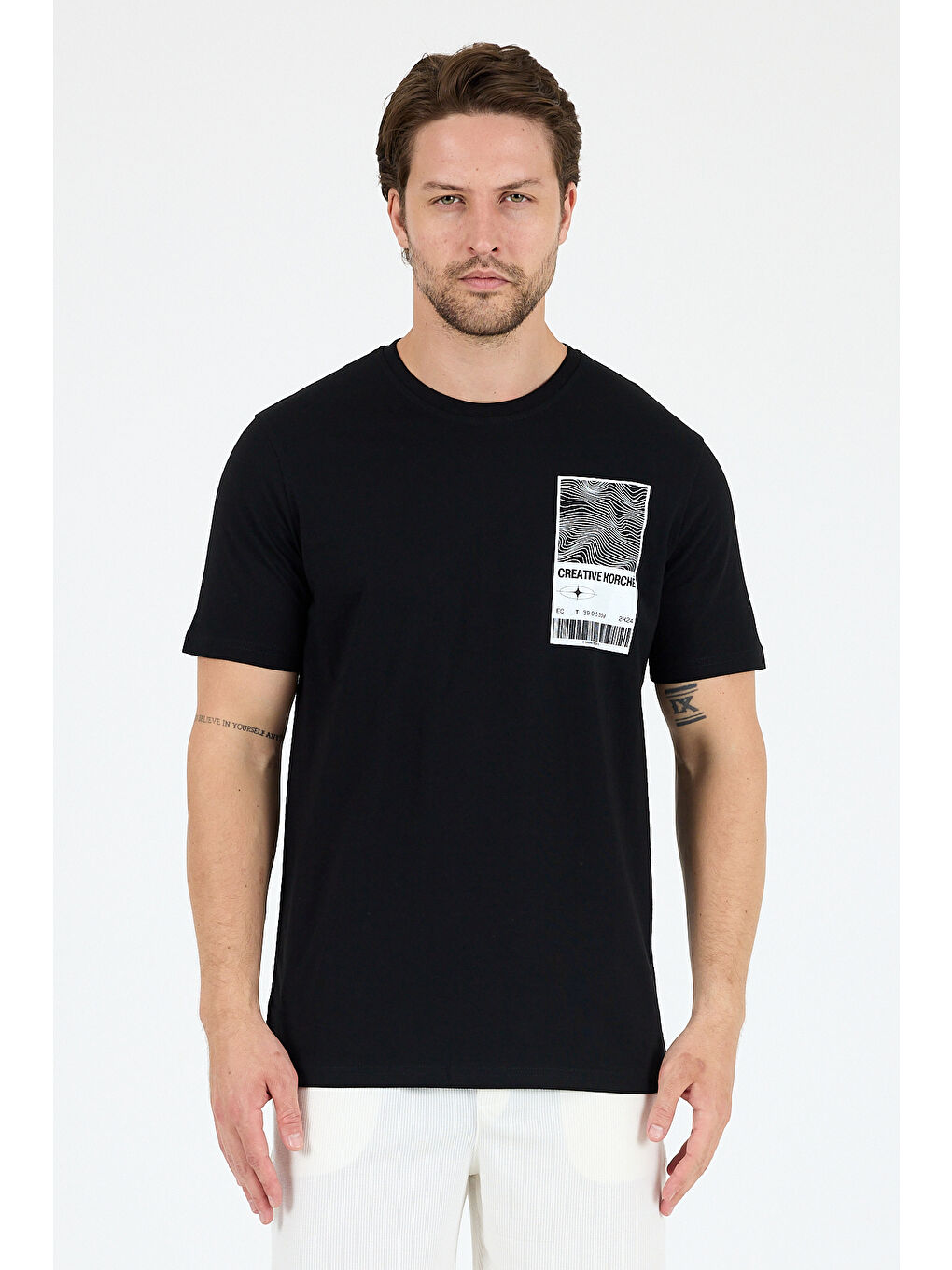 Siyah Bisiklet Yaka Baskılı Penye Erkek %100 Pamuk Tişört-1