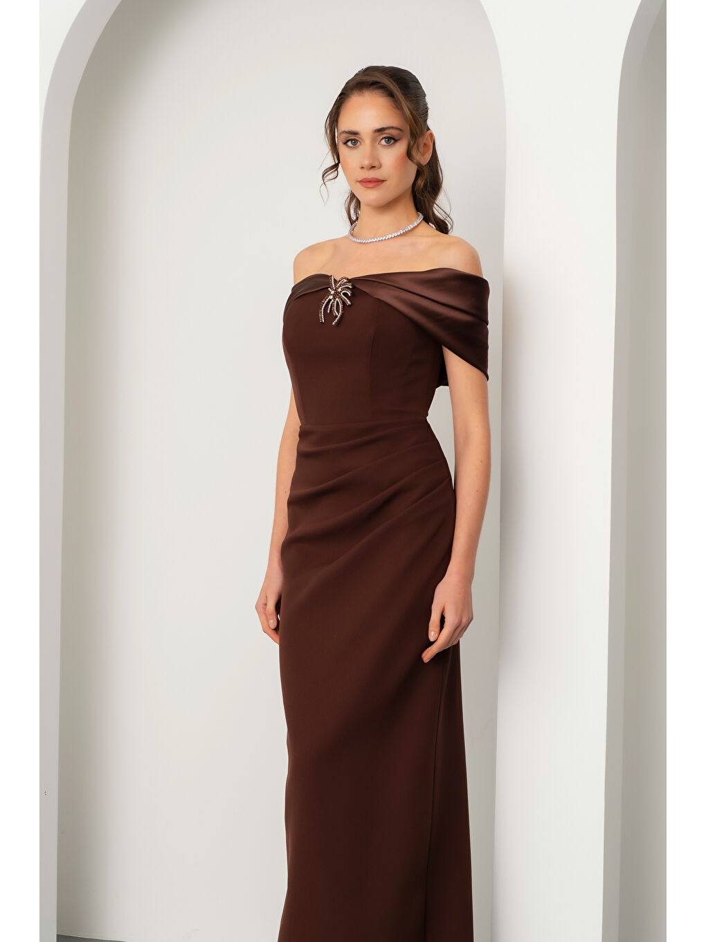Kadın Kahverengi Aksesuar Detay Uzun Söz Nişan Nikah Abiye Elbise-2