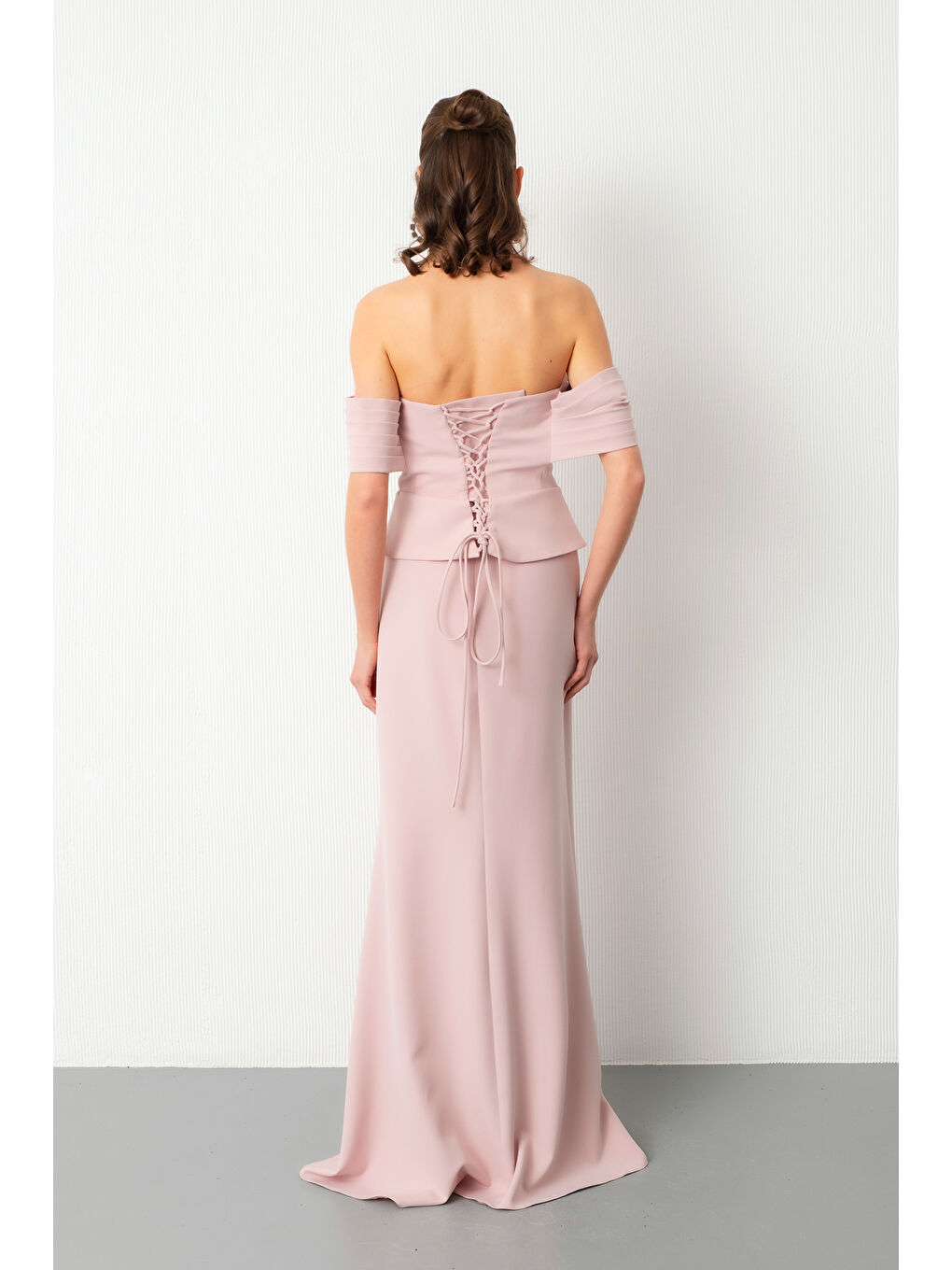 Pembe Kadın Pudra Kayık Yaka Peplum Detay Uzun Balık Abiye-5