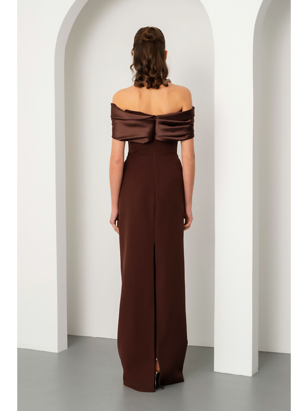 Kadın Kahverengi Aksesuar Detay Uzun Söz Nişan Nikah Abiye Elbise-5