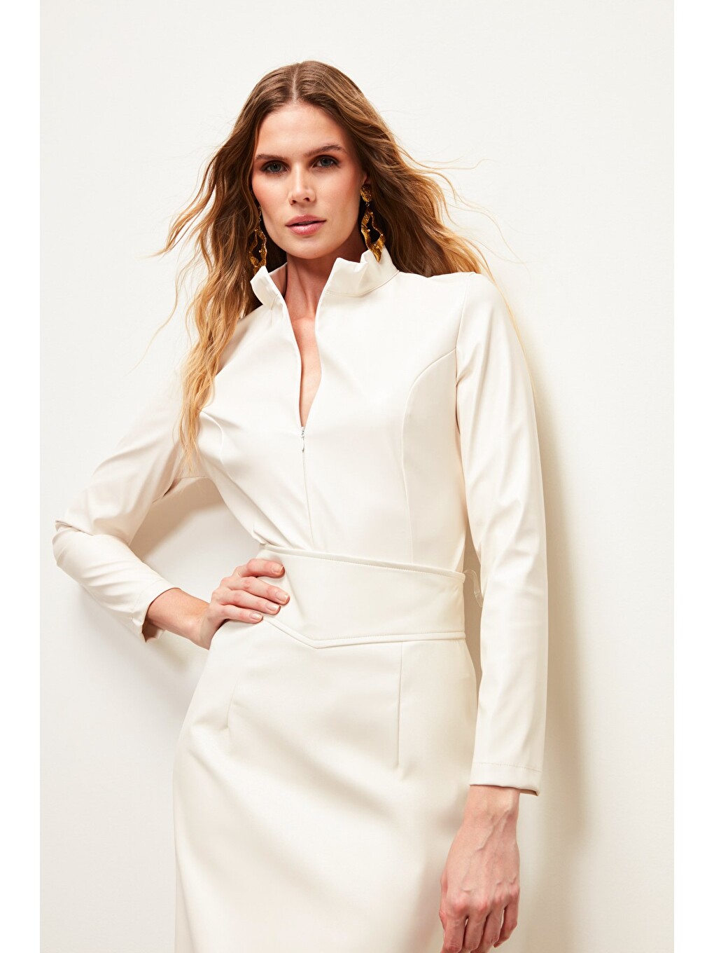 Fermuarlı Deri Bodysuit - Ekru-2