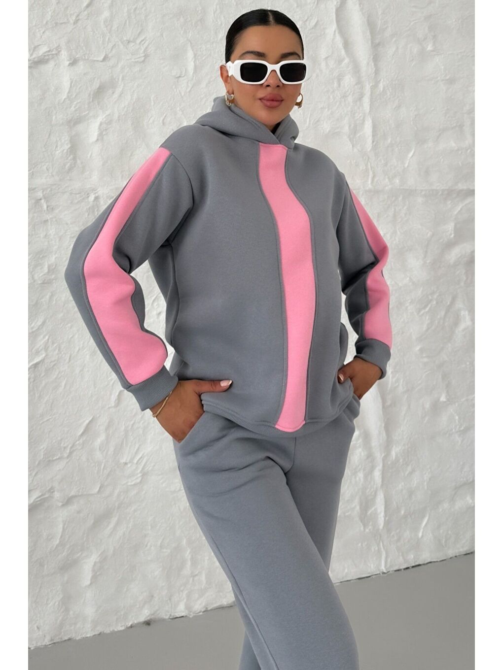 Gri Kadın Füme Kapüşonlu Kol Ve Göğüs Dikey Kalın Şeritli Alt-Üst Eşofman Takımı-6