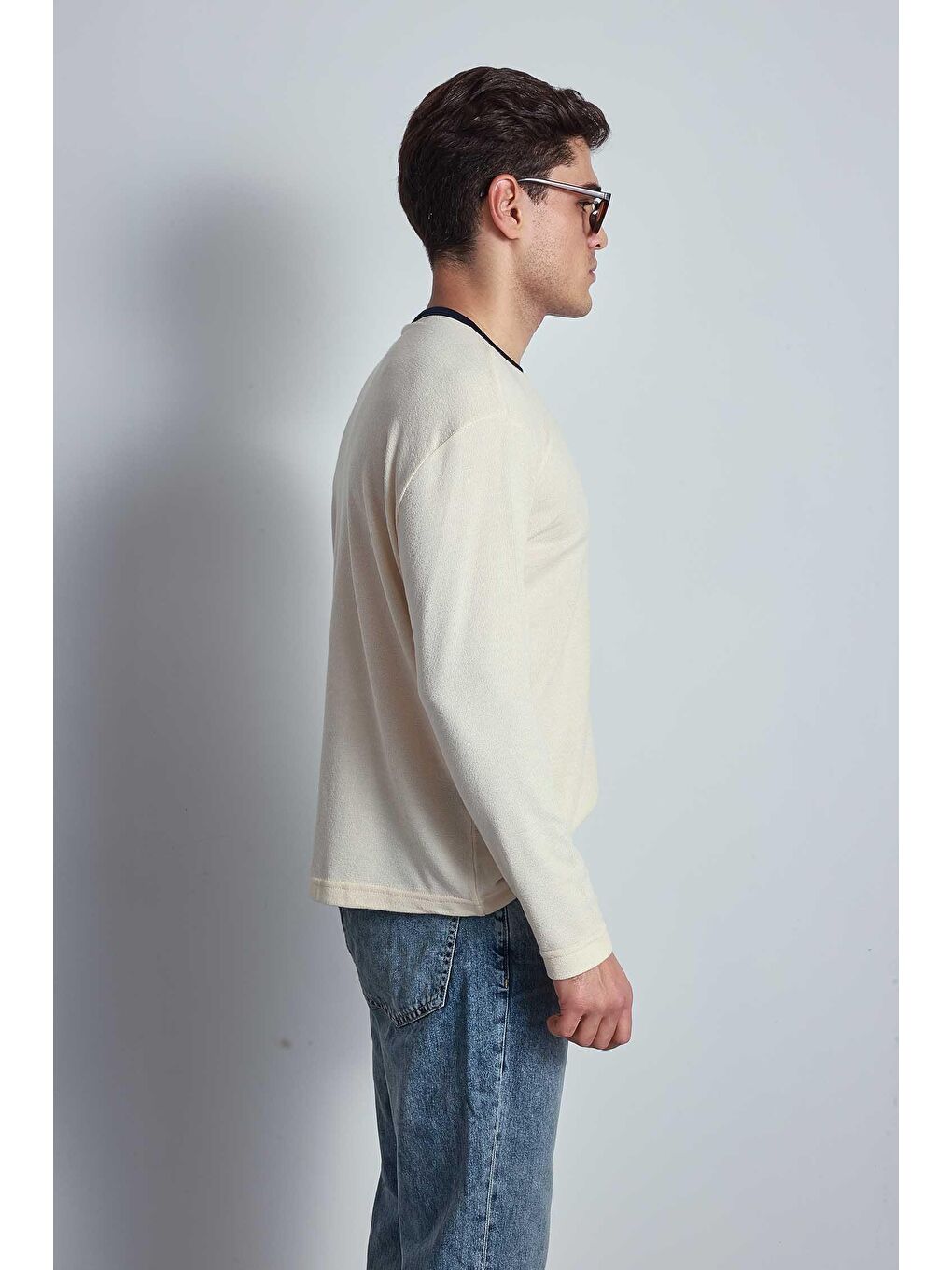 Ekru Erkek Kontrast Detaylı Oversize Basic Sweatshirt Krem-5