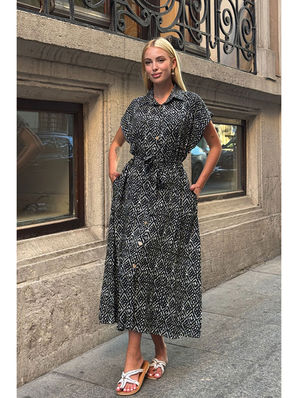 Siyah Kemerli Desenli Dokuma Gömlek Elbise-2