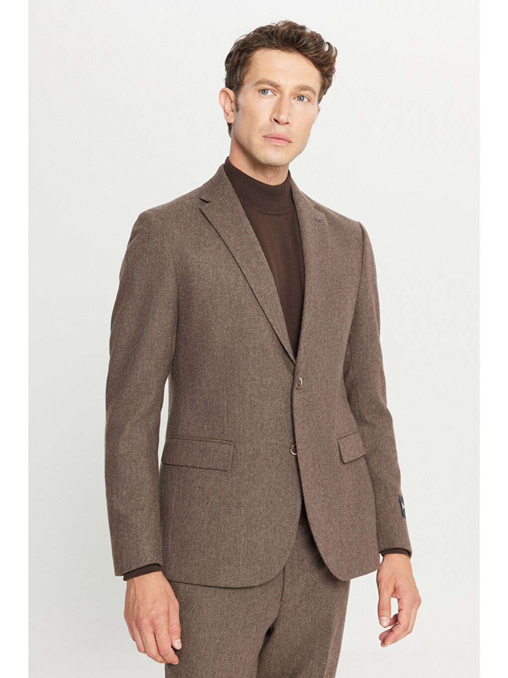Erkek Kahverengi Yünlü Slim Fit Dar Kesim Mono Yaka Kapak Cepli Esnek Takım Elbise