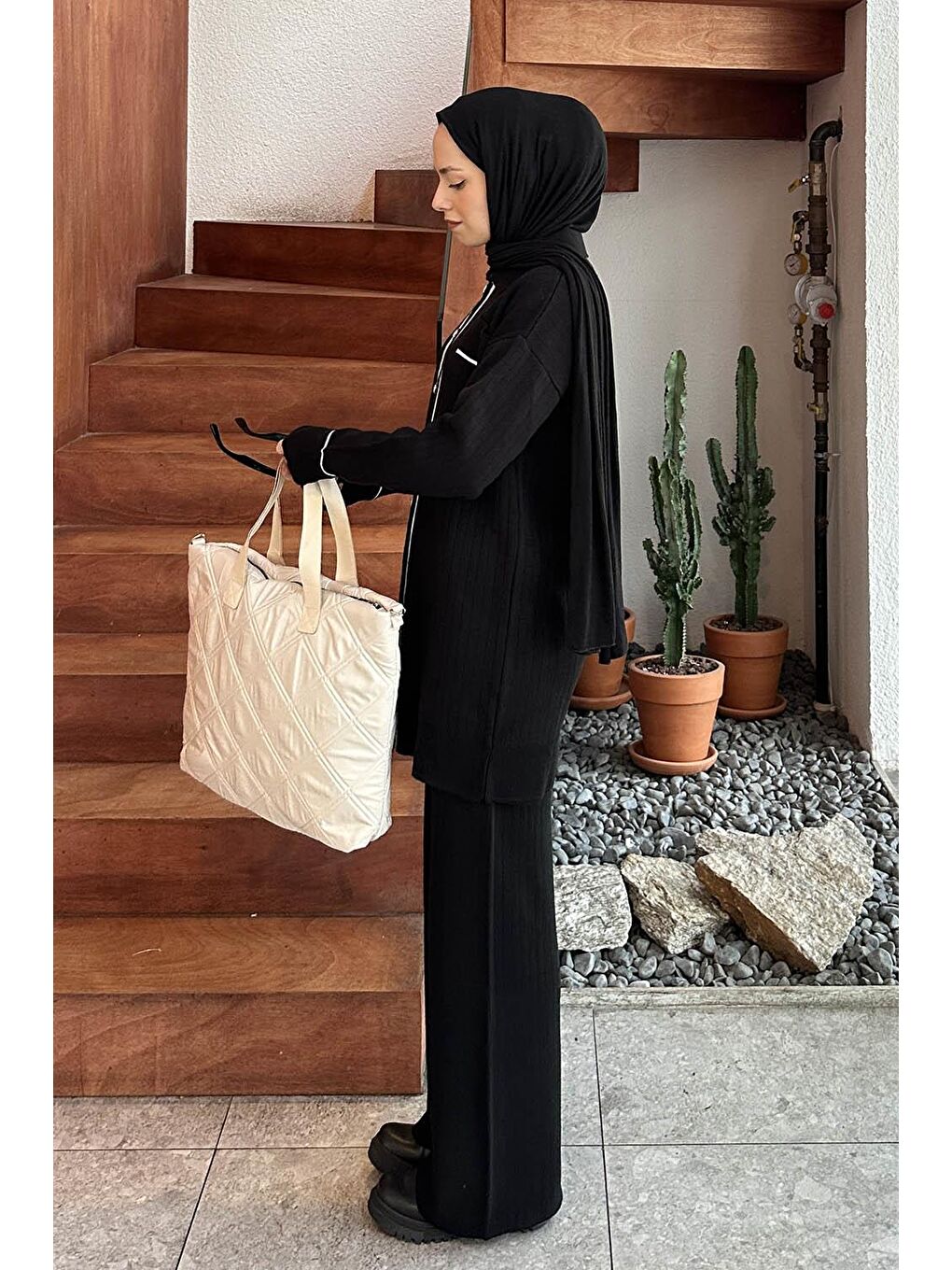 Cep Detaylı Garnili Triko Takım Siyah-1