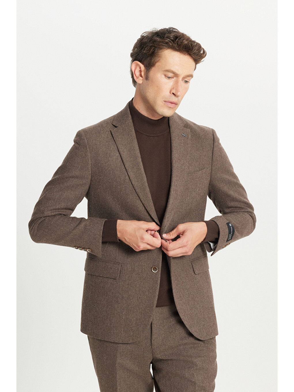 Erkek Kahverengi Yünlü Slim Fit Dar Kesim Mono Yaka Kapak Cepli Esnek Takım Elbise-3