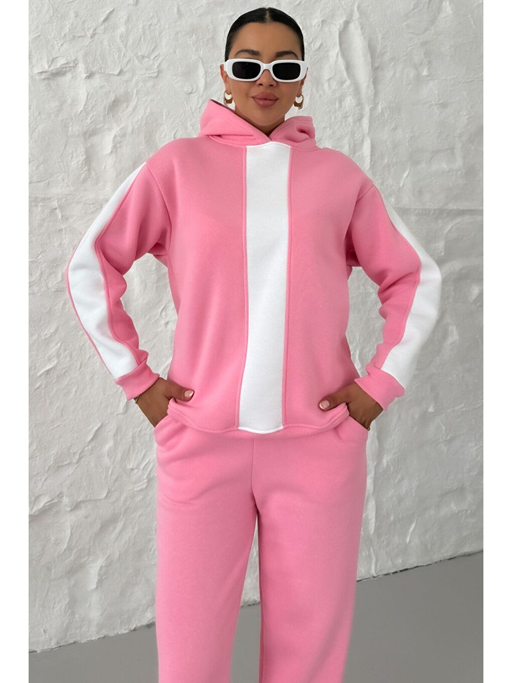 Kadın Pembe Kapüşonlu Kol Ve Göğüs Dikey Kalın Şeritli Alt-Üst Eşofman Takımı-6