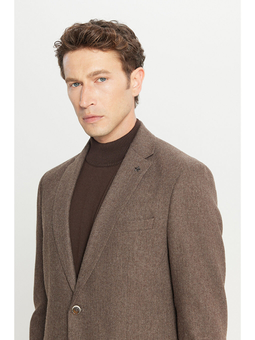 Erkek Kahverengi Yünlü Slim Fit Dar Kesim Mono Yaka Kapak Cepli Esnek Takım Elbise-5