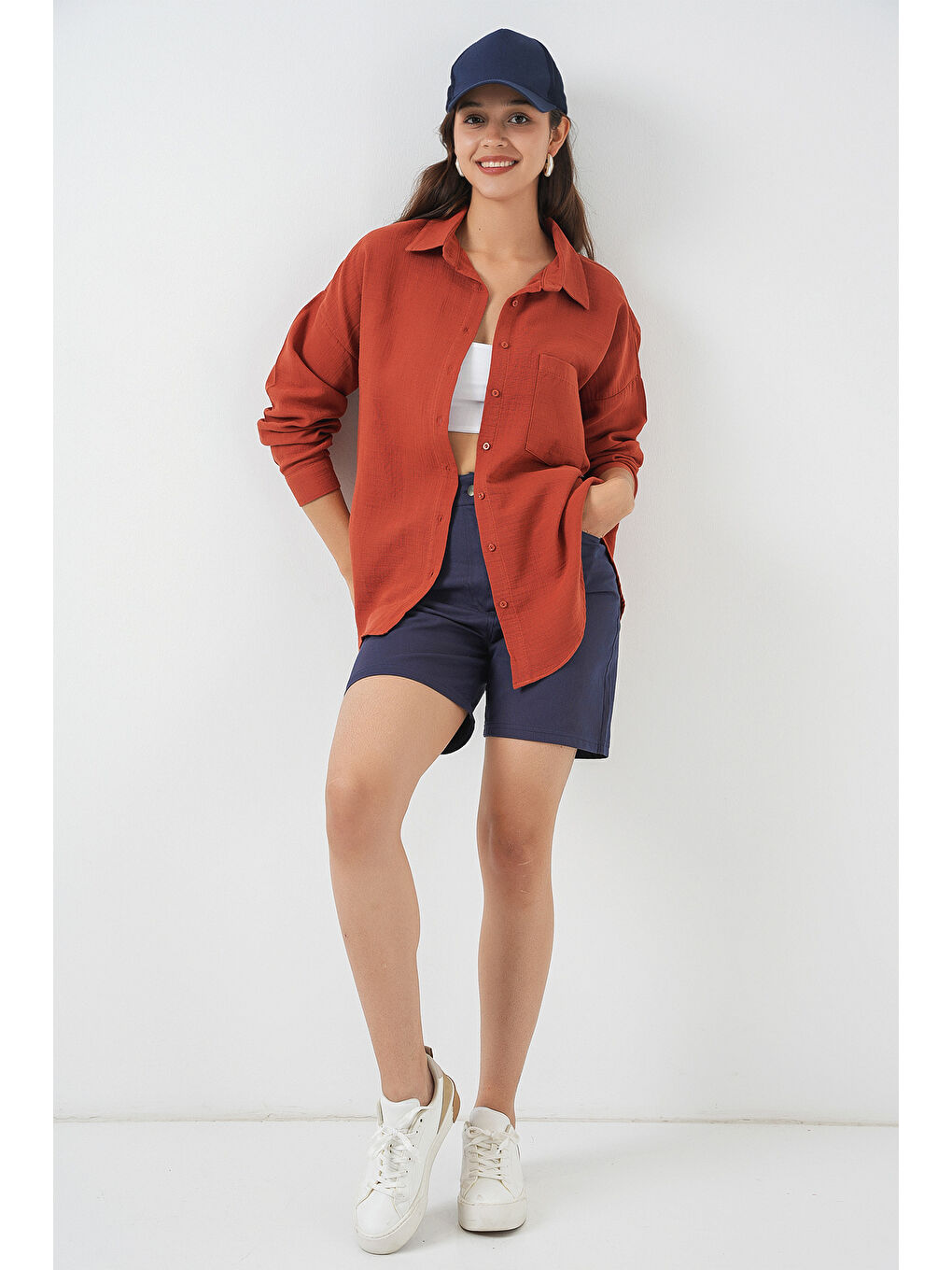 Kahverengi Kadın Tek Cepli Oversize Müslin Gömlek 20353 - Kiremit-1