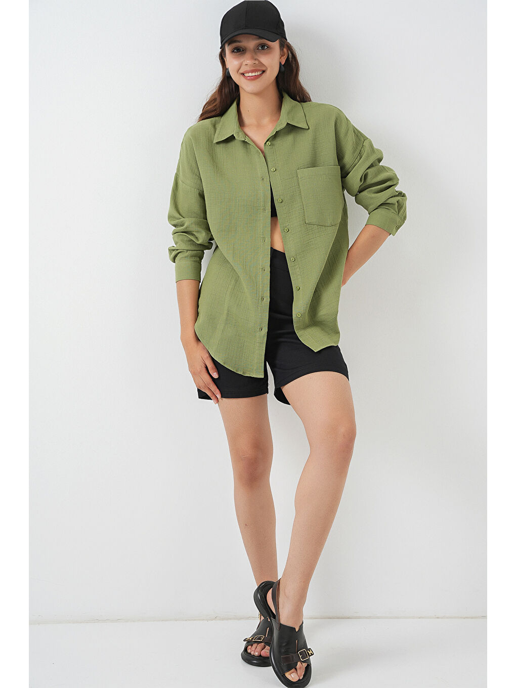 Yeşil Kadın Tek Cepli Oversize Müslin Gömlek 20353 - Çağla-1