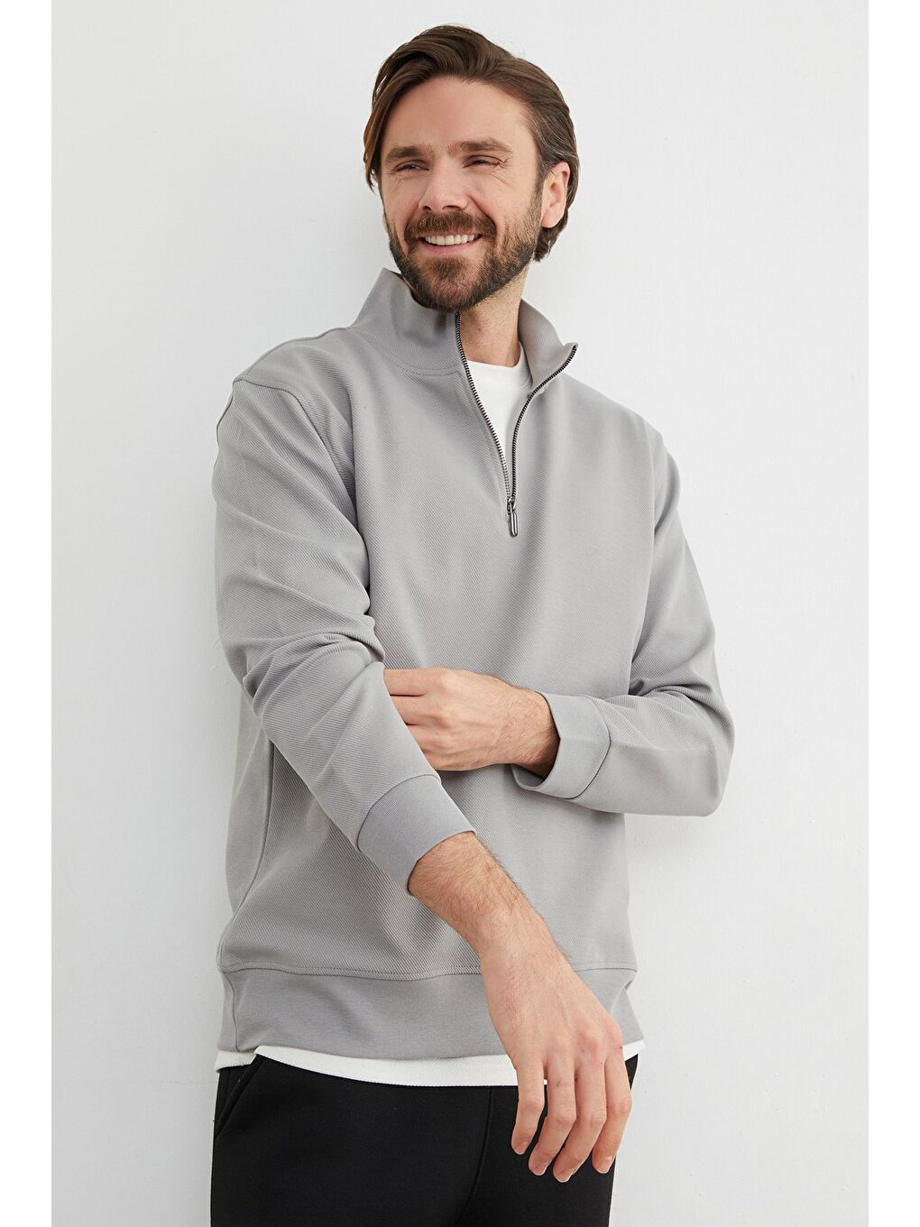 Gri Fitilli Yarım Fermuarlı Sweatshirt-1