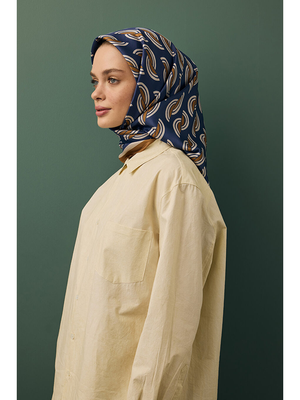 Kahverengi Twill İpek Eşarp Aura Tarçın