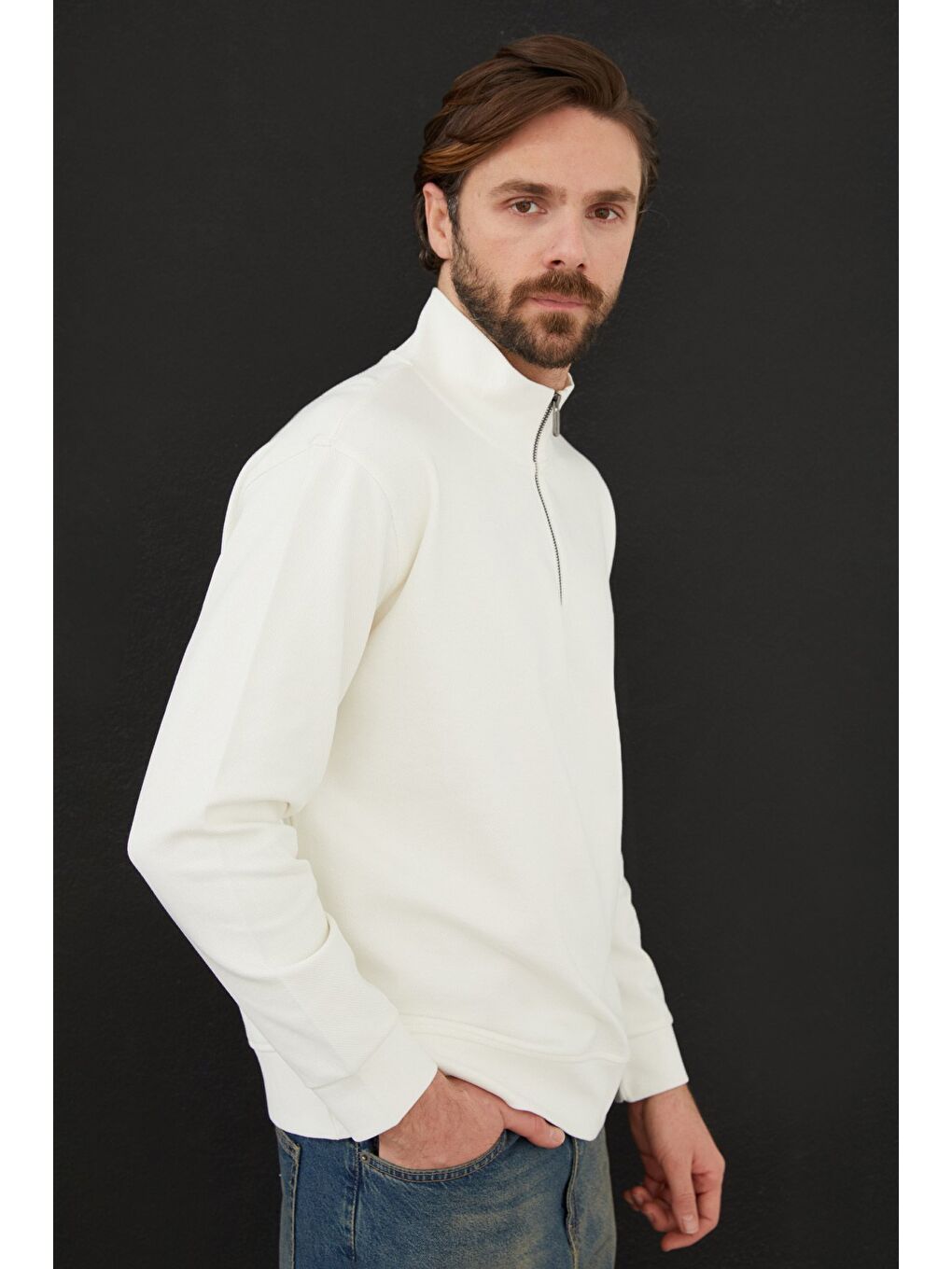 Ekru Fitilli Yarım Fermuarlı Sweatshirt-1