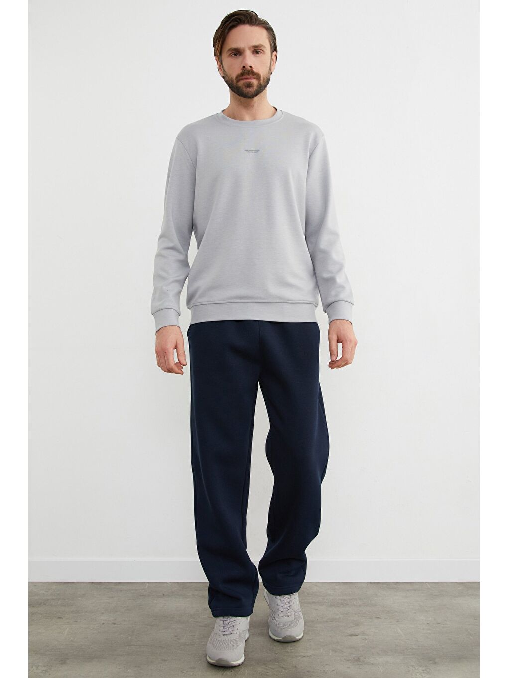 Gri Basic Bisiklet Yaka Modal Kumaş Sweatshirt-1