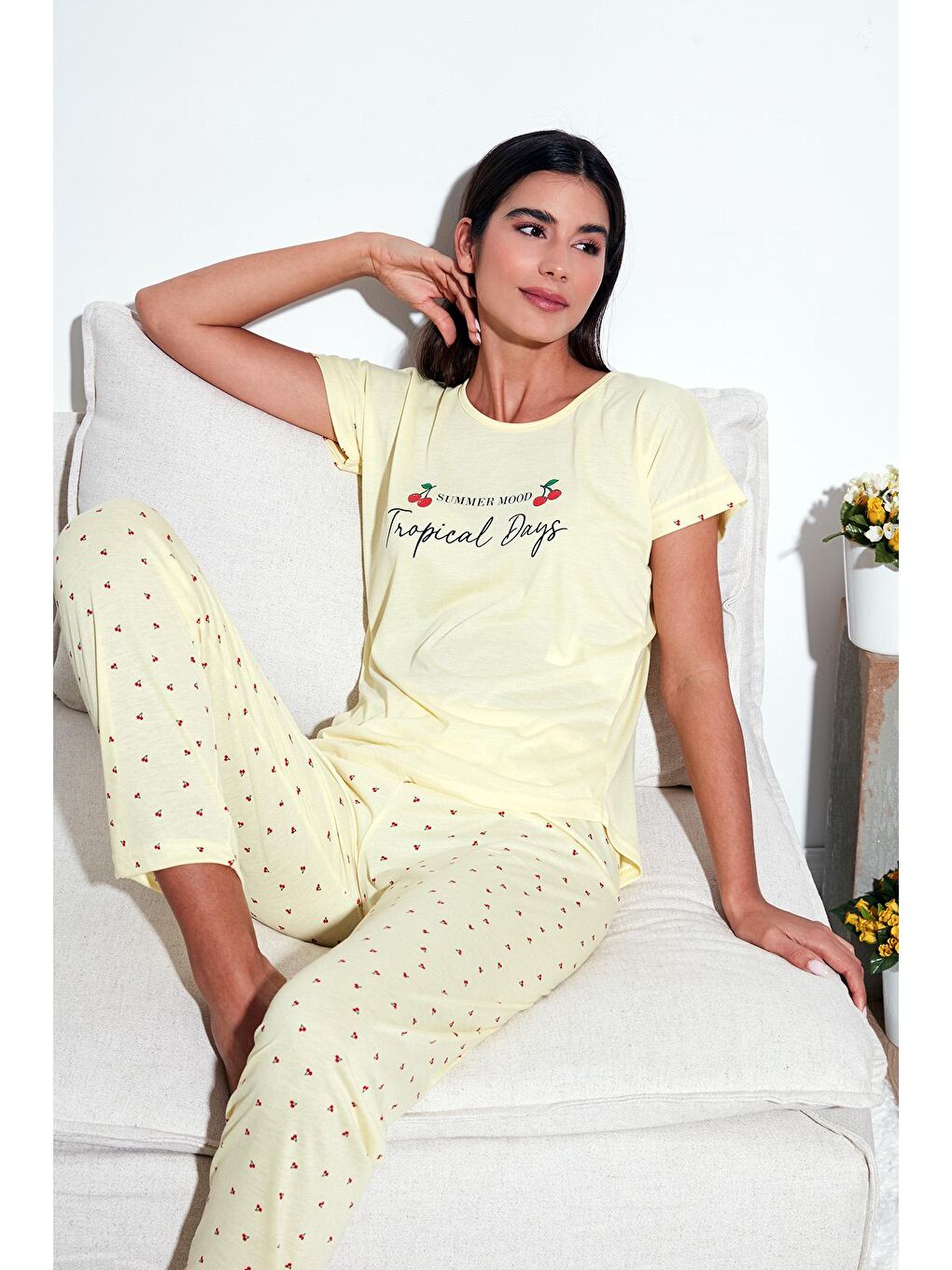 Lela Sarı Regular Fit Bisiklet Yaka Kısa Kollu Pijama Takım 6097310 - 1