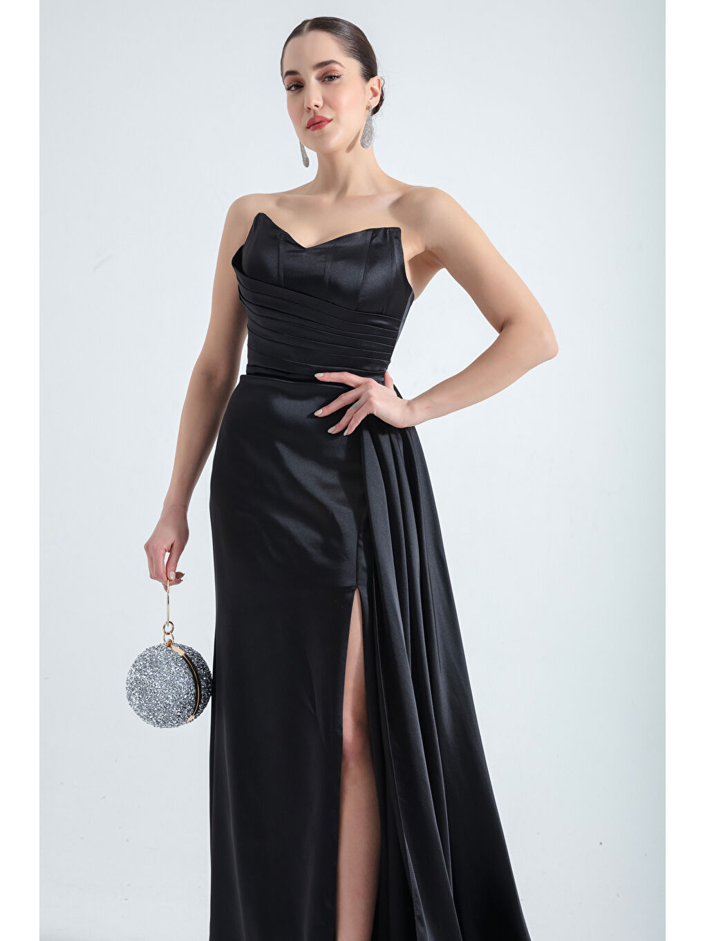 Kadın Siyah Straplez Uzun Abiye Elbise-1