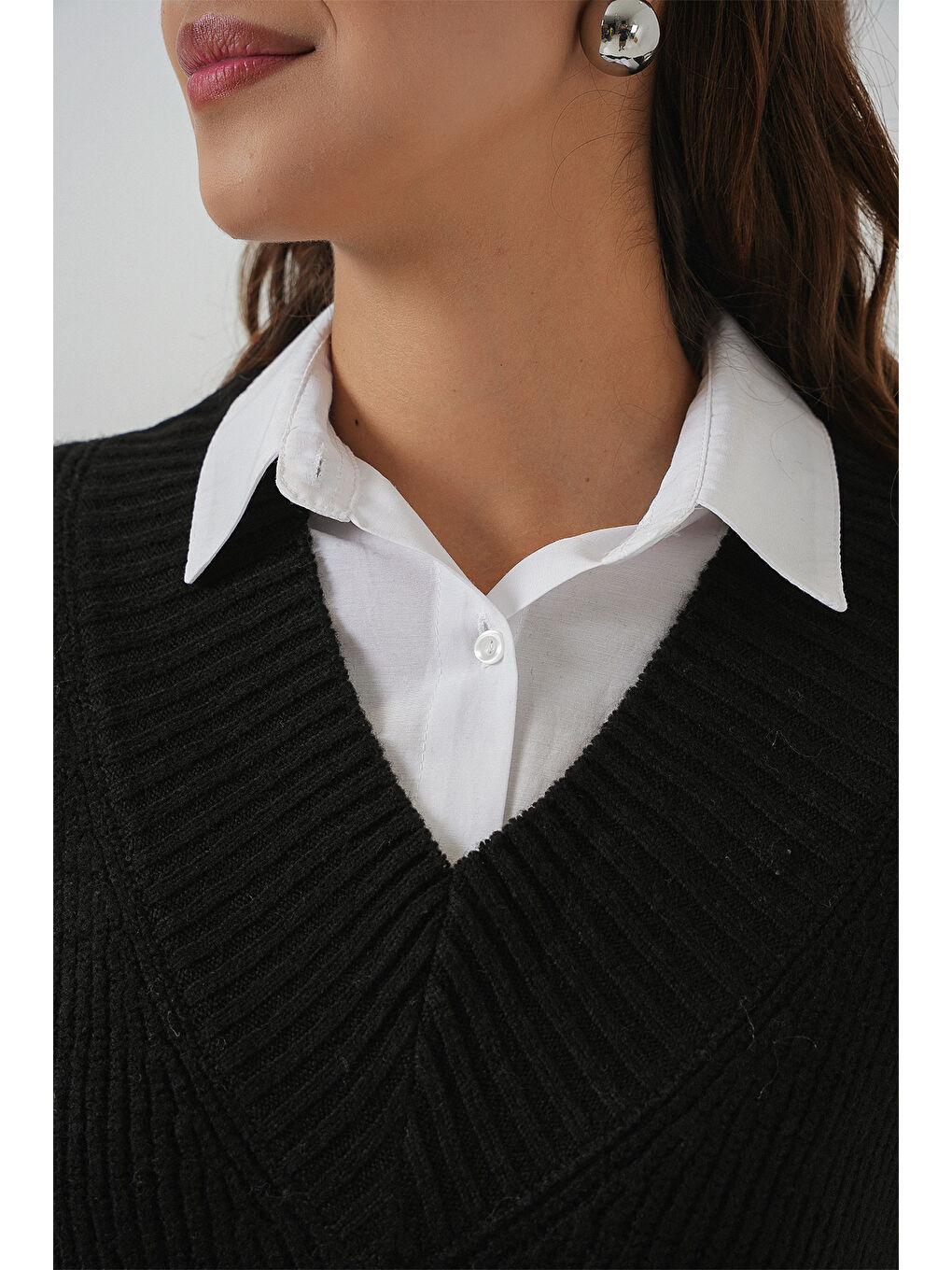 Kadın V Yaka Triko Süveter 15925 - Siyah-4