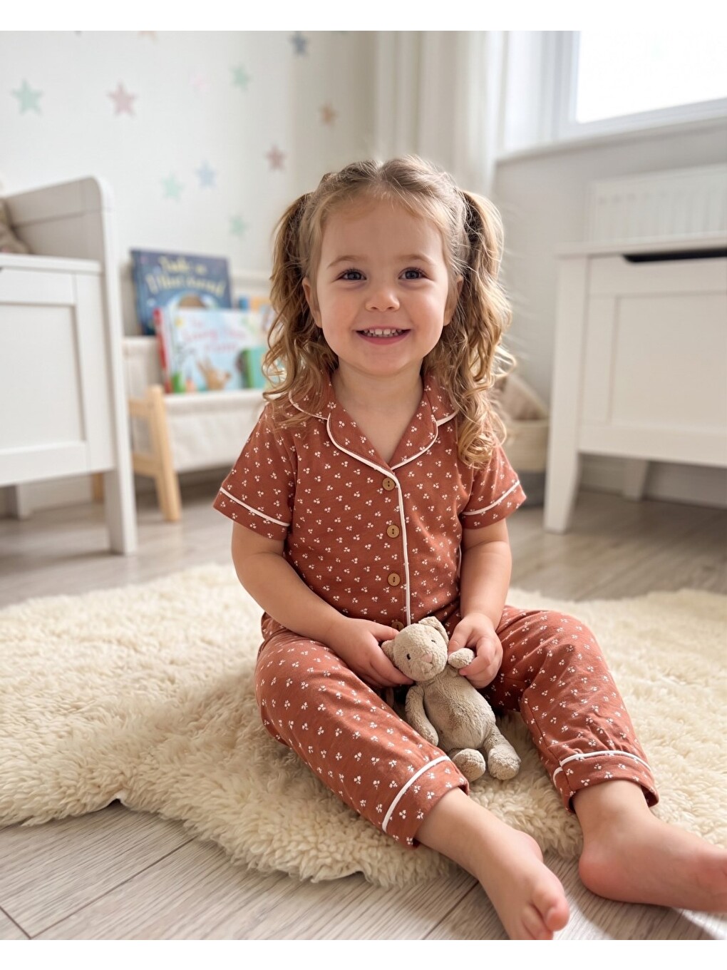 Kahverengi Kız Çocuk Yazlık Çiçek Baskılı Pijama Takımı-1