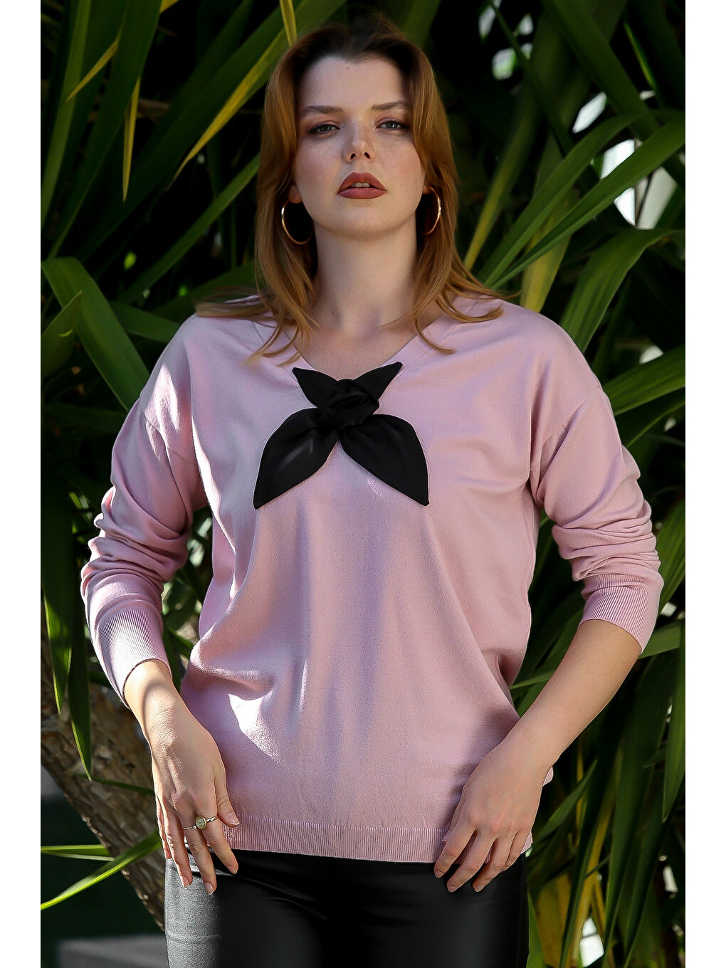 Pembe Somon Rengi V Yaka Uzun Kol Fiyonk Detaylı Casual Triko Kazak 65 60-3