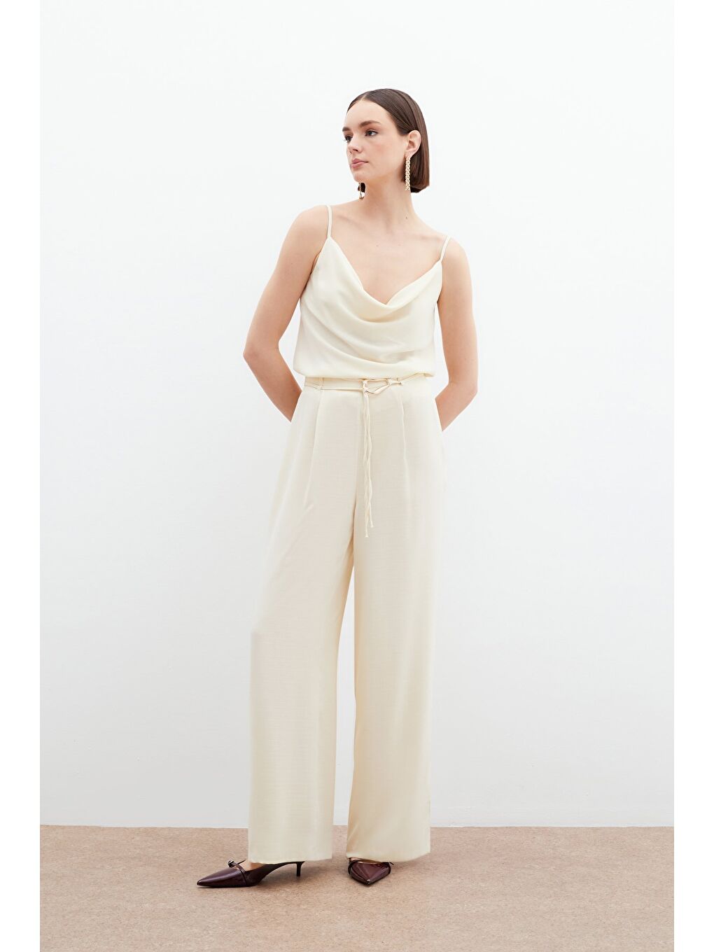 Ekru Kemerli Salaş Pantolon - Krem-3