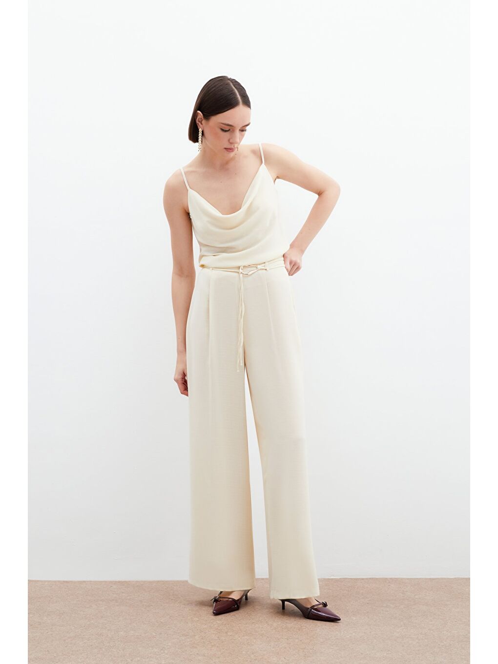 Ekru Kemerli Salaş Pantolon - Krem-4