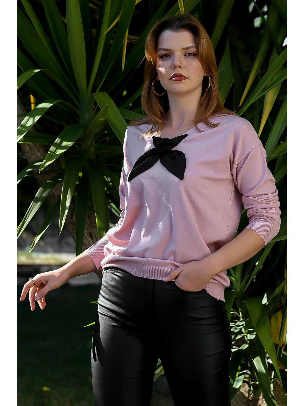 Pembe Somon Rengi V Yaka Uzun Kol Fiyonk Detaylı Casual Triko Kazak 65 60-4