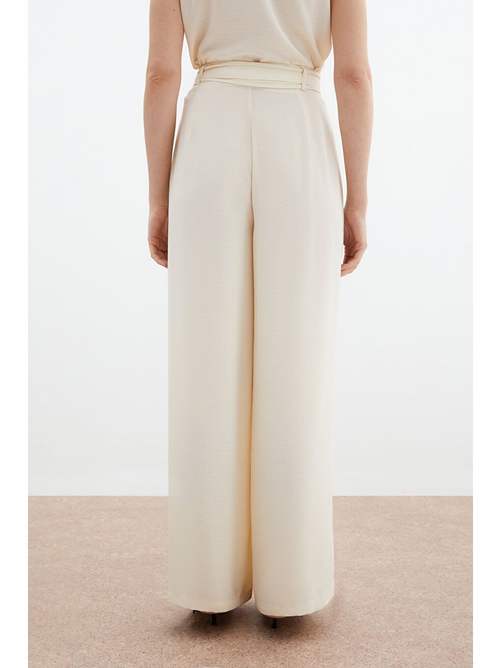Ekru Kemerli Salaş Pantolon - Krem-8