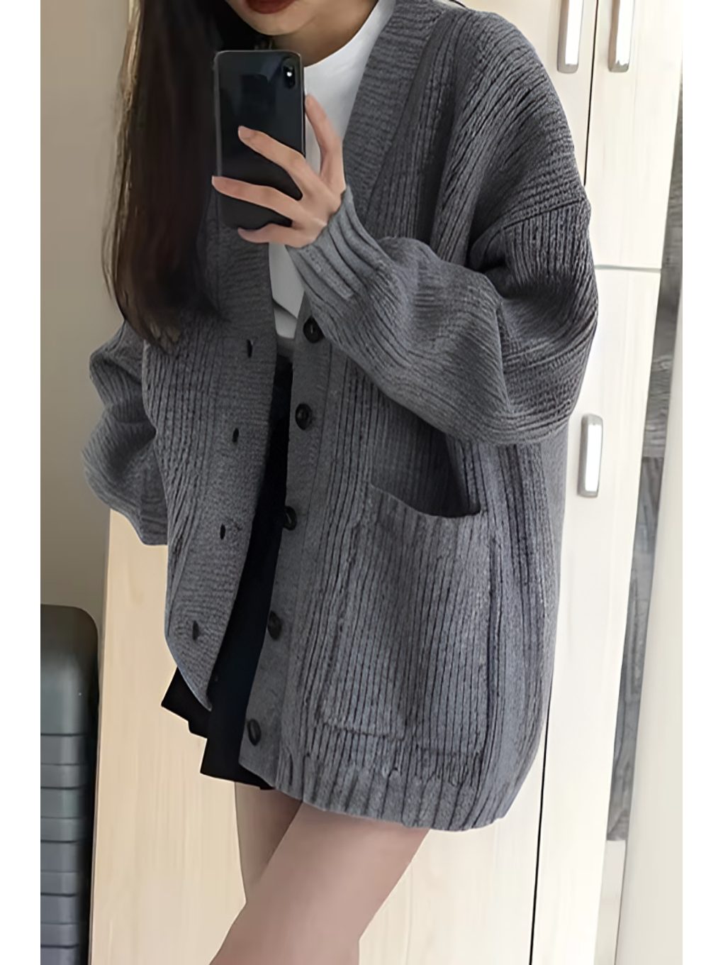 Gri Kadın Füme Oversize Cepli Düğmeli V Yaka Triko Hırka-1