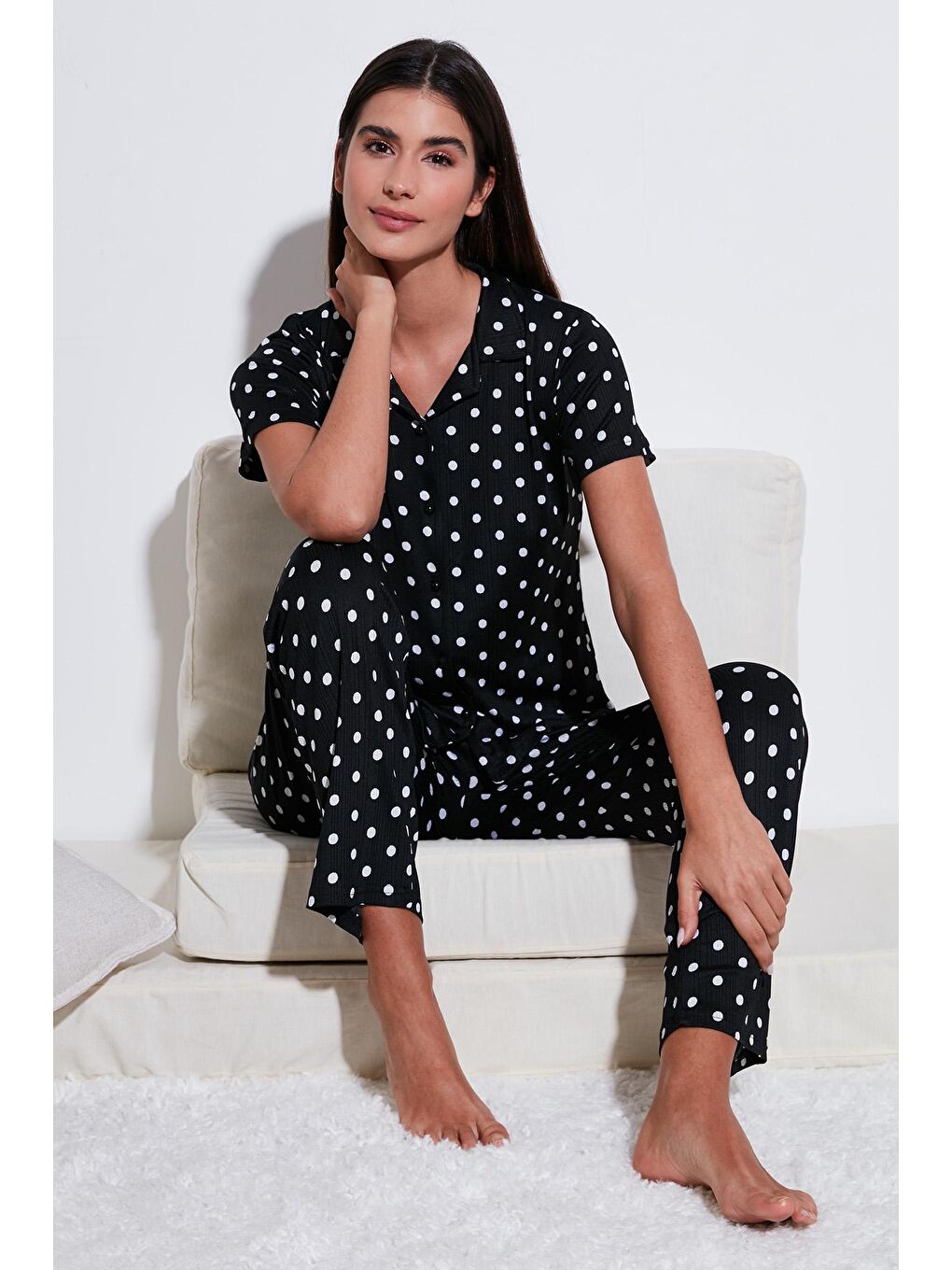 Lela Siyah Regular Fit Gömlek Yaka Kısa Kollu Pijama Takımı 65780124