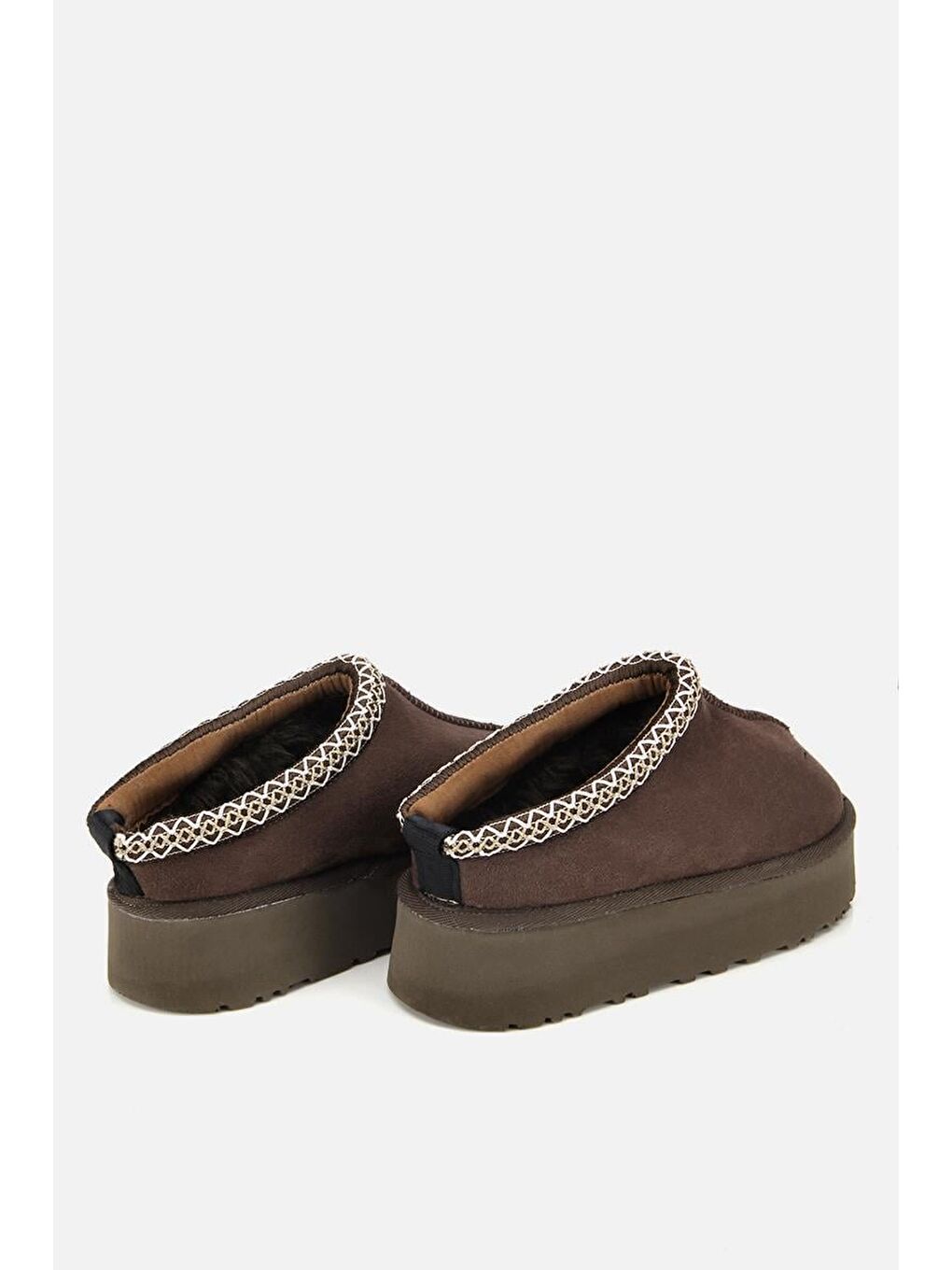 Kadın Süet Kahverengi Dikiş Detaylı İçi Kürklü Yüksek Tabanlı Yarım Bot Terlik-3