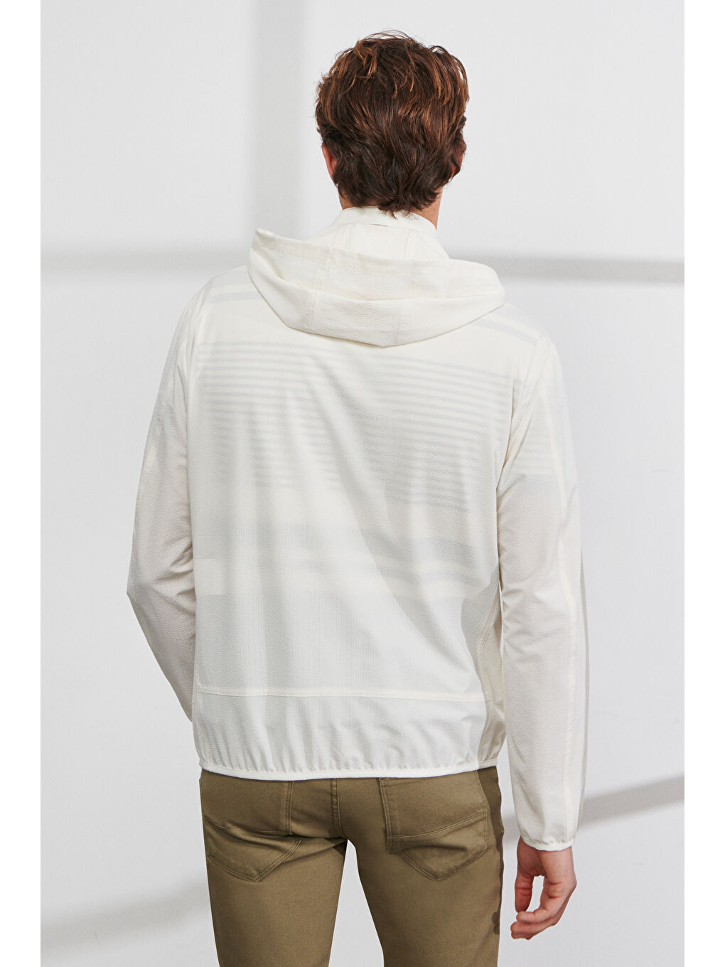 Erkek Ekru Standart Fit Normal Kesim Kapüşonlu Mont-5