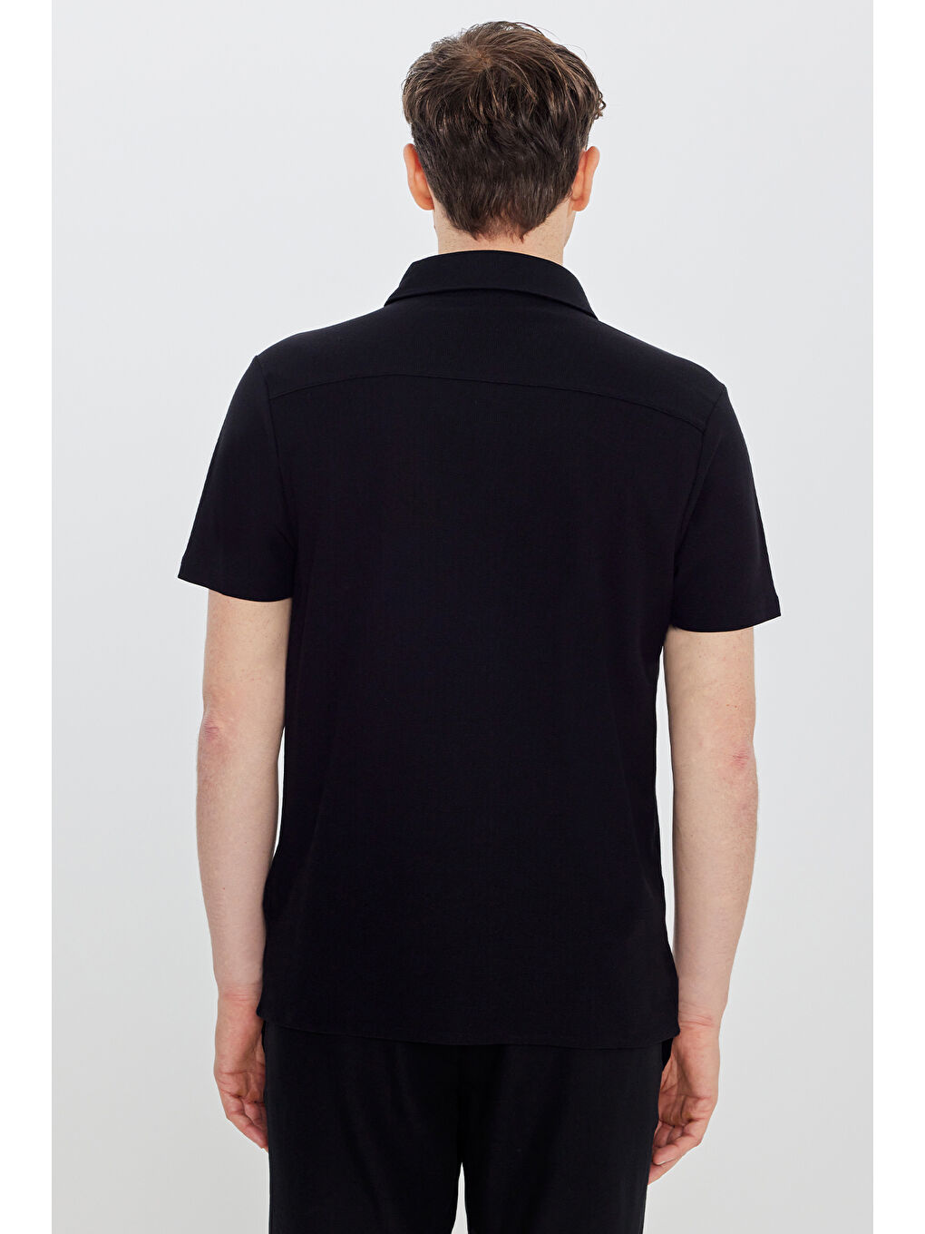 Erkek Siyah Pamuklu Slim Fit Dar Kesim Gömlek Yaka Jakarlı Esnek Tişört-4