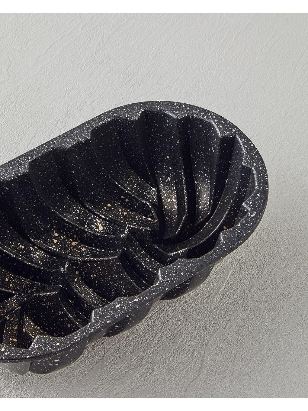 Patisserie Helix Premium Döküm Baton Kek Kalıbı 26 cm Siyah-2