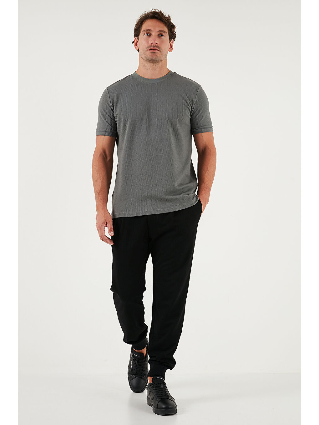 Haki Streç Pamuklu Slim Fit Sıfır Yaka Tişört 5902639-1