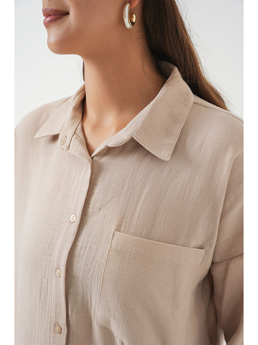 Bej Kadın Tek Cepli Oversize Müslin Gömlek 20353 - Taş-5