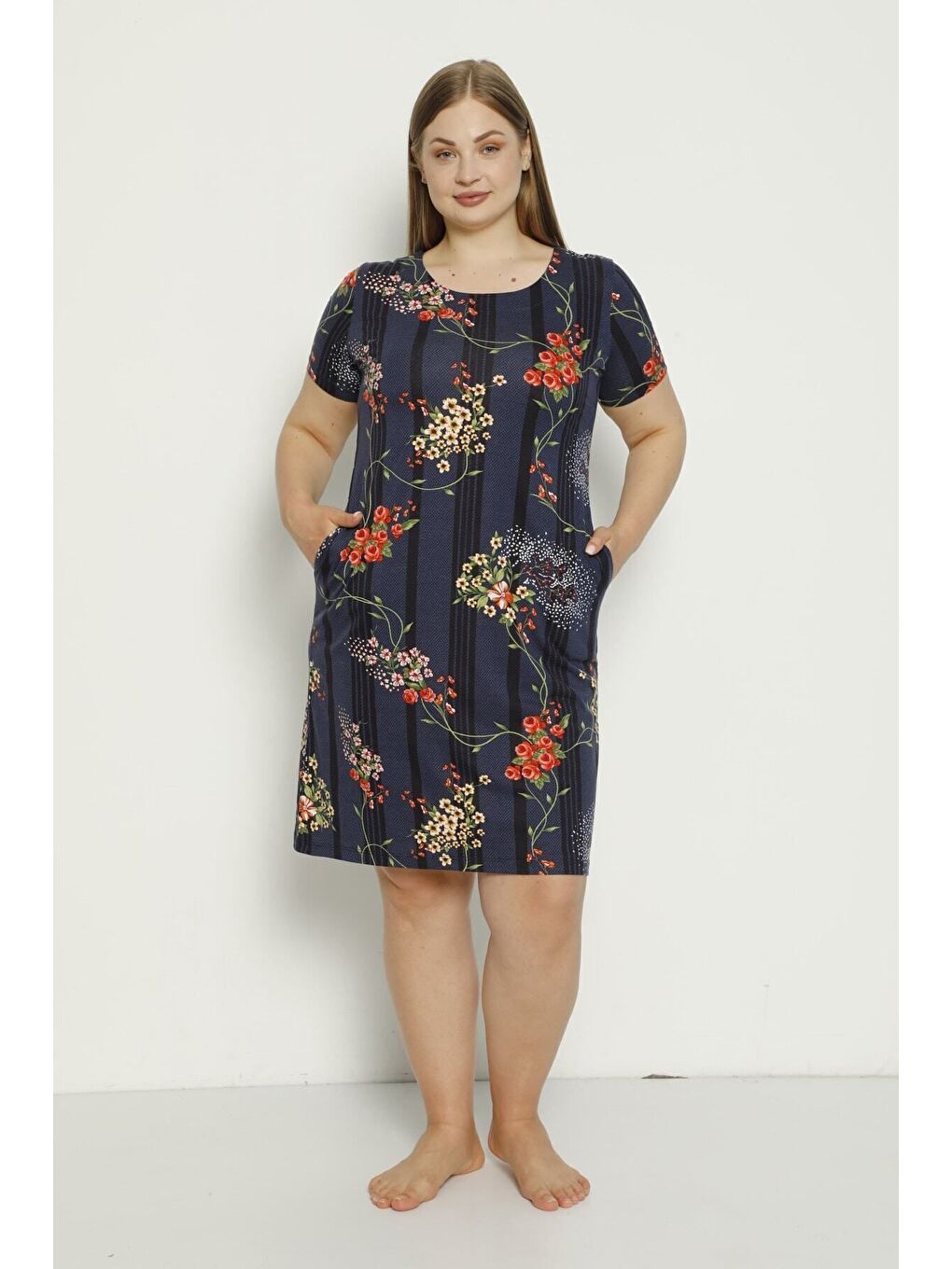 Lacivert Kadın Desenli Kısa Kollu Cepli Sırt Detaylı Penye Modal Elbise-1