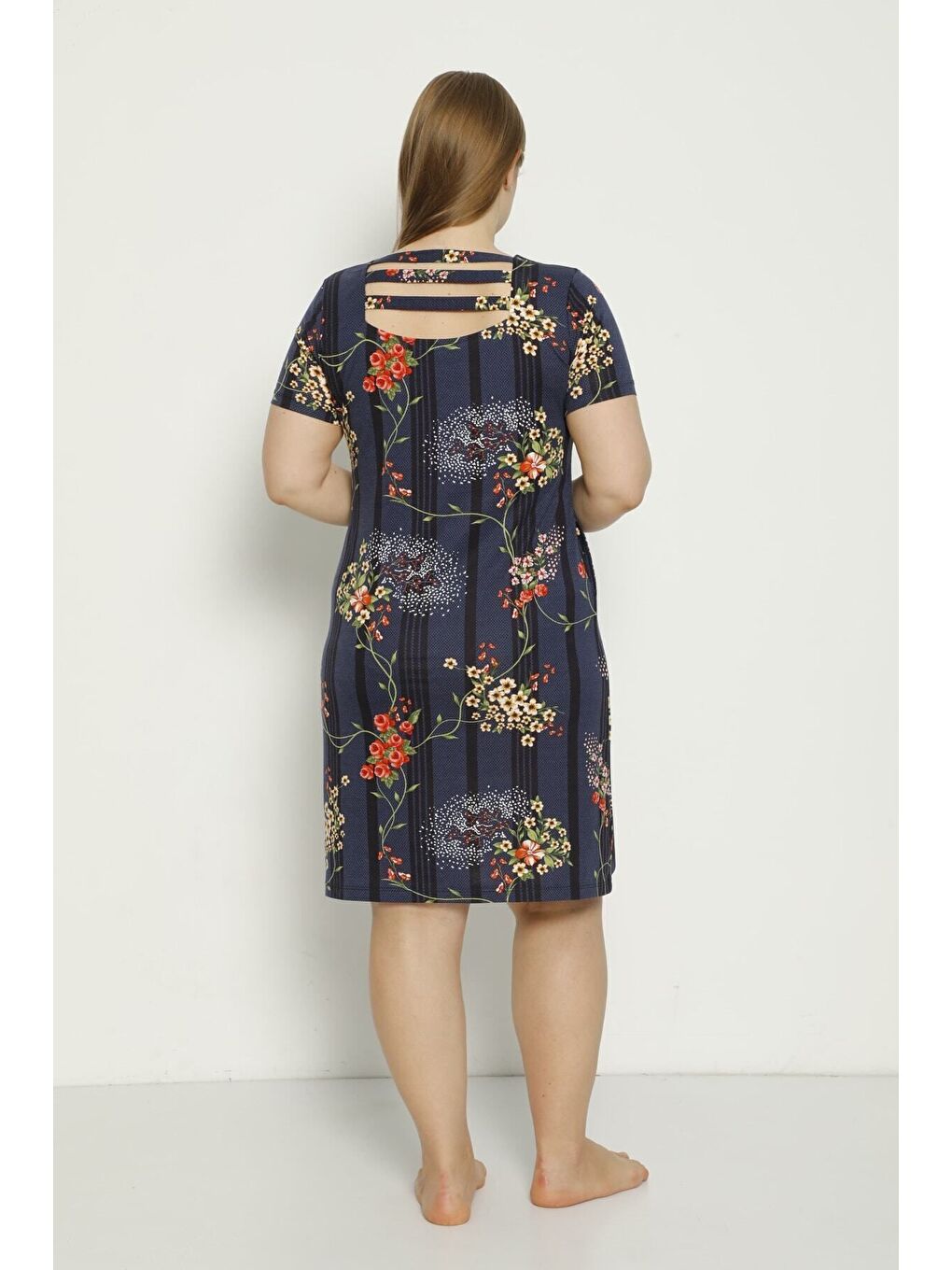 Lacivert Kadın Desenli Kısa Kollu Cepli Sırt Detaylı Penye Modal Elbise-5